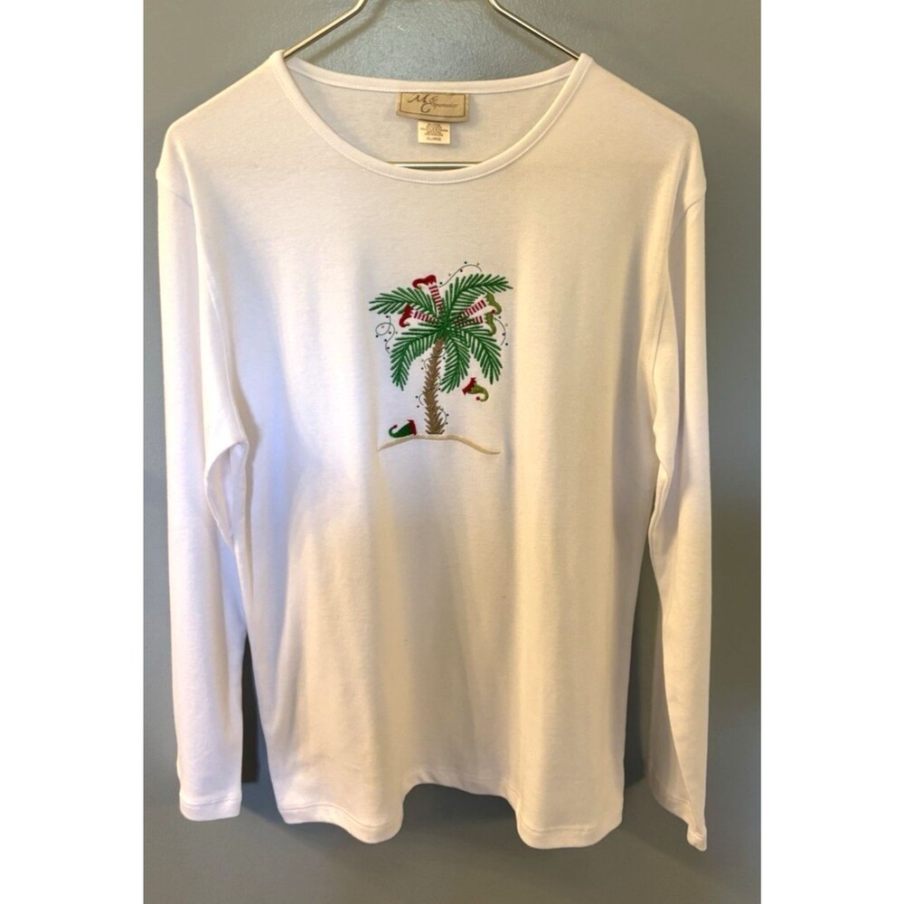 M & C Sportswear Women’s Elf in Palm Tree Tee XL